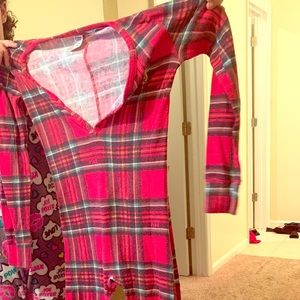 Victoria Sectet onesie with a opening in the back